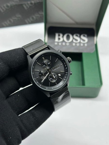 ساعة Boss شبابي